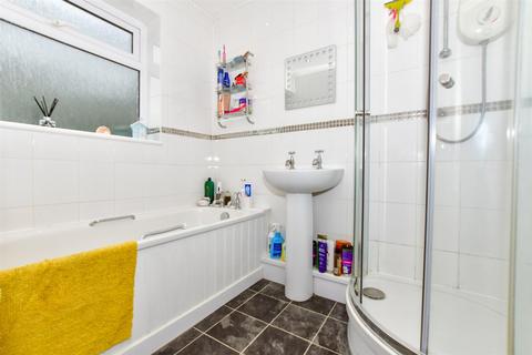 1 Chestnut Lane, Vigo, Gravesend, DA13 0TB