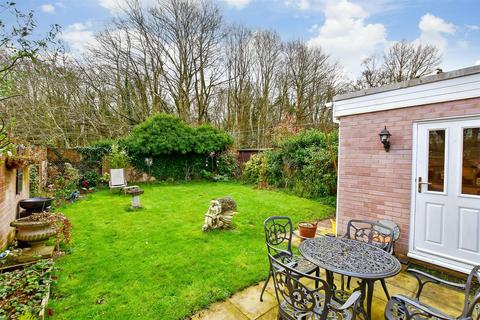 1 Chestnut Lane, Vigo, Gravesend, DA13 0TB