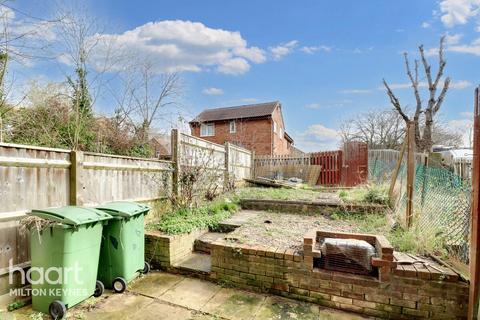 44 Donnington, Bradville, Milton Keynes, MK13 7HH