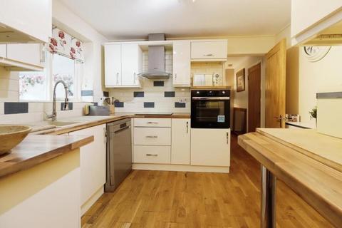 4 Fallow Road, Telford, TF5 0LS