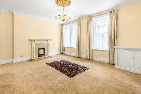 3 bedroom flat for sale, Glentworth Street, Marylebone