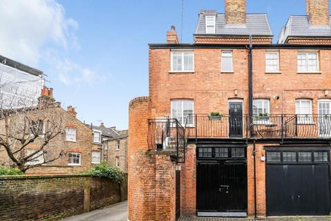 2 bedroom mews for sale, Inglewood Mews, West Hampstead