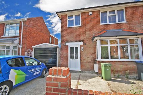 4 bedroom semi-detached house to rent, St Martins Road, Canterbury CT1