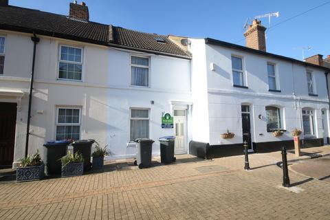 4 bedroom terraced house to rent, Clyde Street, Canterbury CT1