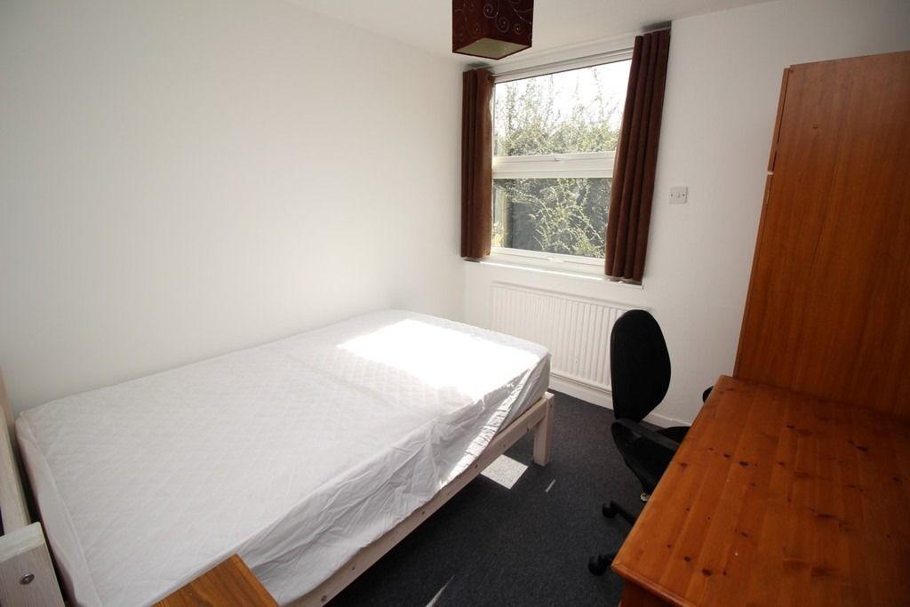 Room 4