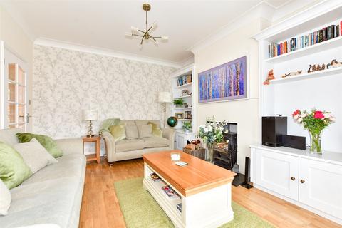 21 Hasborough Road, Folkestone, CT19 6BQ