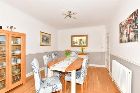 21 Hasborough Road, Folkestone, CT19 6BQ