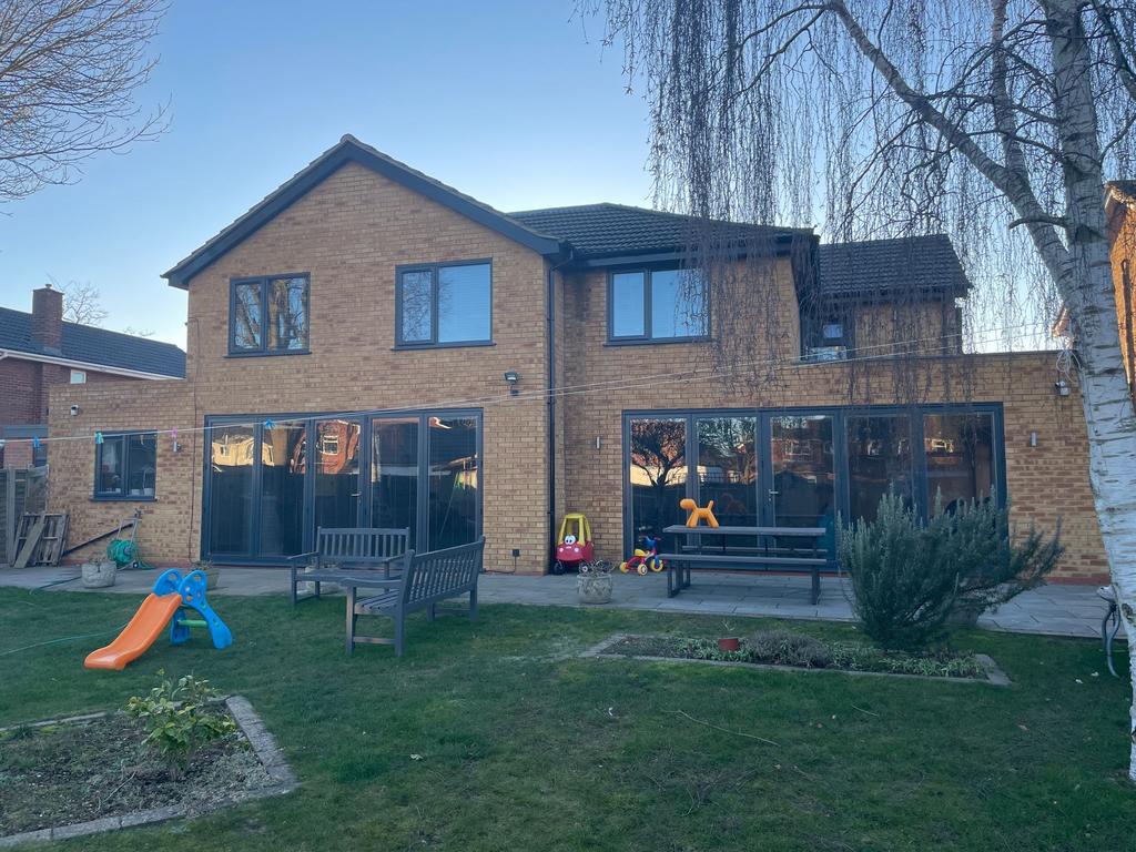 Turnfurlong Lane, Aylesbury, HP21 10 bed property to rent £10,000 pcm