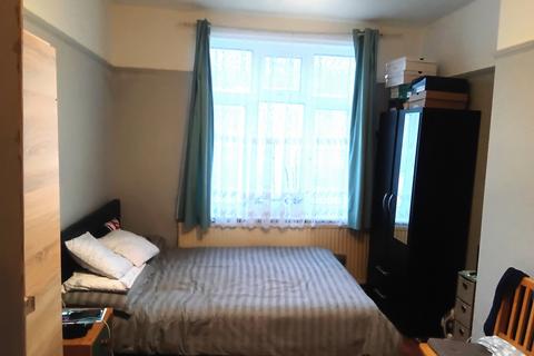 2 bedroom flat for sale, Kingsbury Road, Kingsbury, NW9