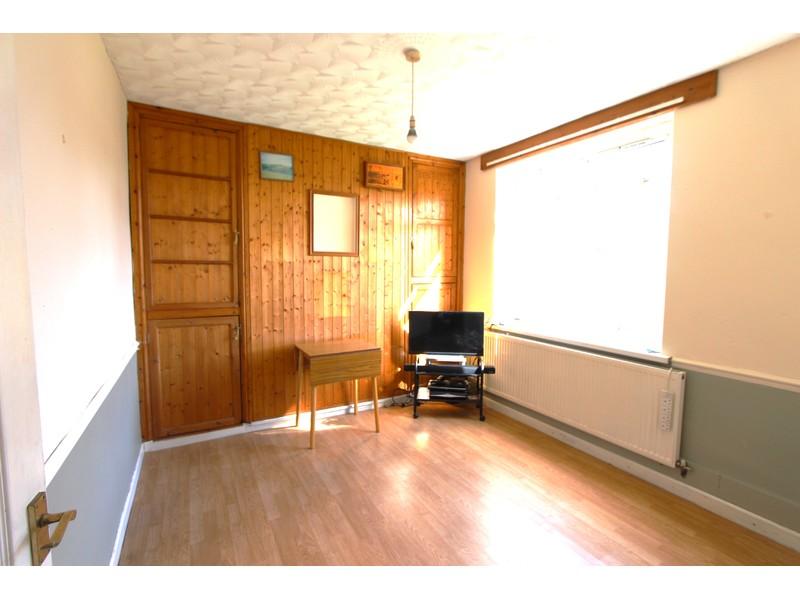Philip Street, Trinant, Crumlin 3 bed semidetached house for sale £