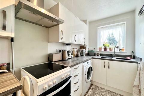 1 bedroom terraced house for sale, Little Wakering, Southend on Sea SS3