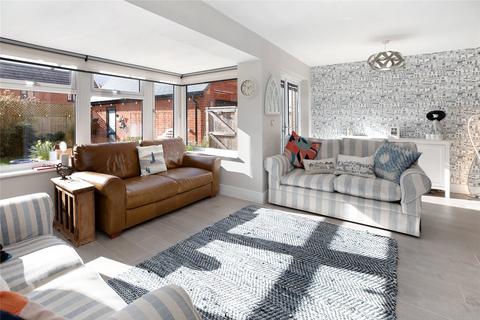 16 Plover Close, Exeter, EX3 0FJ