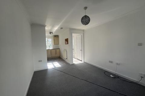 2 bedroom terraced house to rent, Leskinnick Place, Penzance TR18