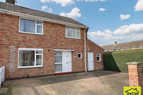 3 bedroom semi-detached house for sale - Sycamore Close, Newark, Nottinghamshire.
