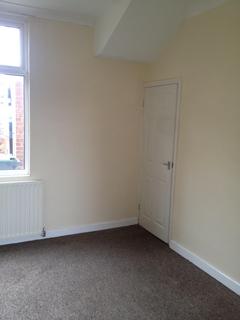 2 bedroom terraced house to rent, East Avenue, Coundon, Coundon