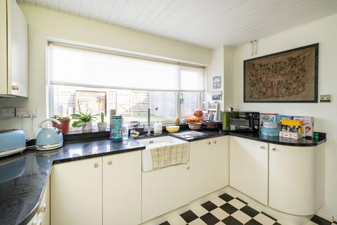 3 bedroom link detached house for sale, Farmers Close, Witney, OX28