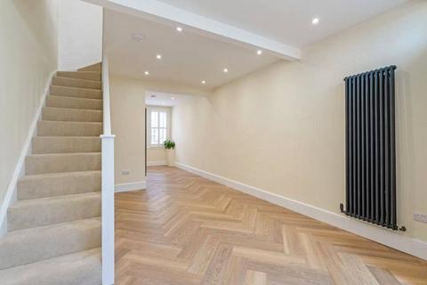 3 bedroom terraced house for sale - Bourne Avenue, Windsor, Berkshire, SL4