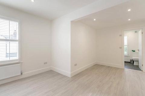 20 Bourne Avenue, Windsor, SL4 3JP