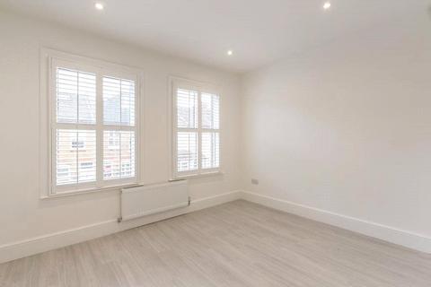 20 Bourne Avenue, Windsor, SL4 3JP