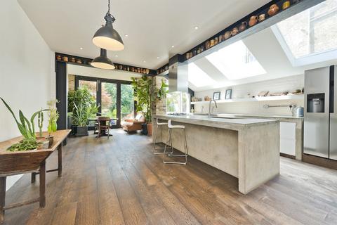 5 bedroom terraced house for sale - Harvist Road, London, NW6