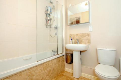 1 bedroom flat for sale, Newbury,  Berkshire,  RG14