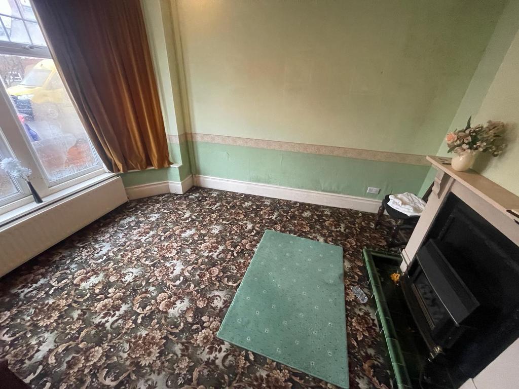 Sitting room - bedrrom 4 - 73 station road