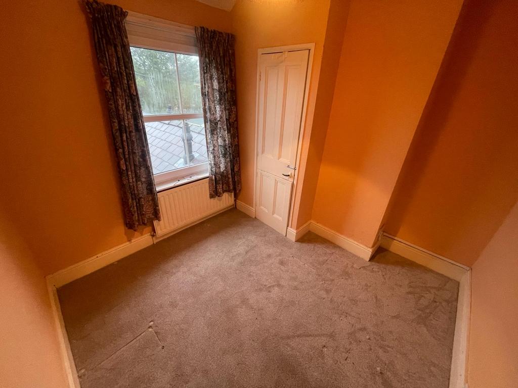 Bedroom 3 - 73 station road