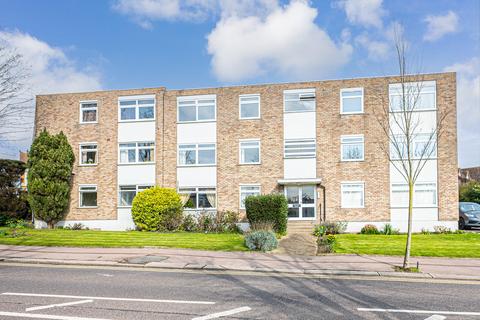 2 bedroom apartment for sale, Hadleigh Road, Leigh-on-sea, SS9