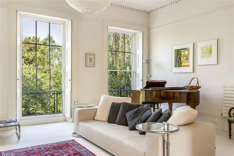 50 Clarence Square, Cheltenham, GL50 4JR