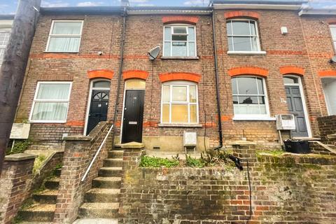 undefined, Winsdon Road, Luton, Bedfordshire, LU1 5JT
