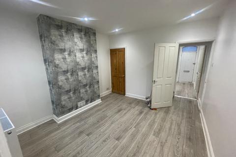 undefined, Winsdon Road, Luton, Bedfordshire, LU1 5JT