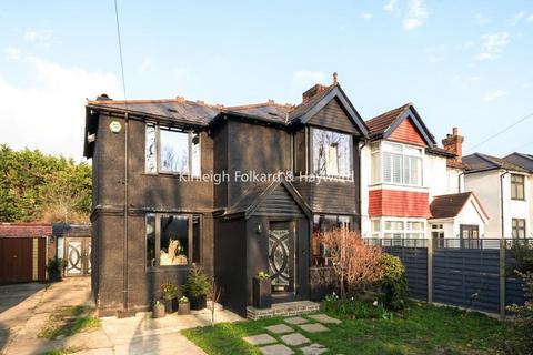 3 bedroom semi-detached house for sale, Calmont Road, Bromley