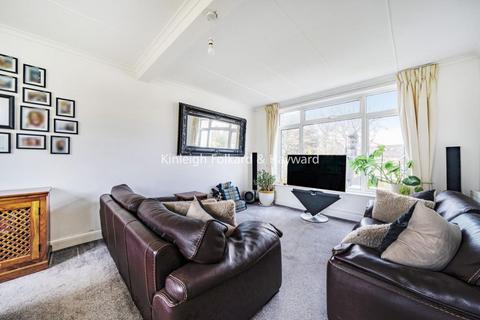 3 bedroom detached house for sale - Highfield Drive, Bromley
