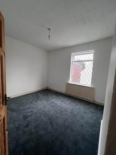 2 bedroom terraced house to rent, Low Green, Knottingley