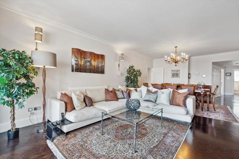 3 bedroom apartment for sale, Chelsea Crescent, Chelsea Harbour, London, SW10