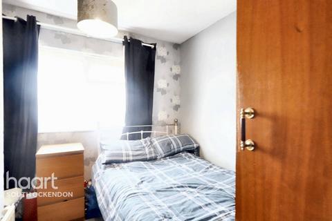 15 Dacre Crescent, Aveley, South Ockendon, RM15 4TP
