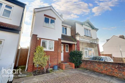 120 Mill Lane, Romford, RM6 6RS