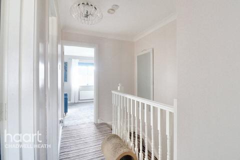 120 Mill Lane, Romford, RM6 6RS