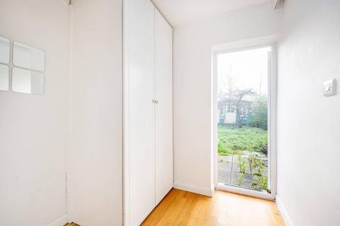 Studio to rent - Sycamore Avenue, South Ealing, London, W5