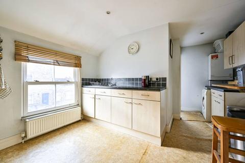 1 bedroom flat for sale, Musard Road, Barons Court, London, W6