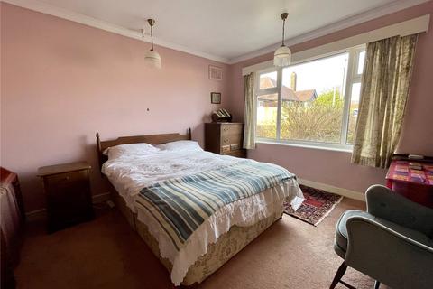2 bedroom bungalow for sale - Nightingale Drive, Bridlington, East Yorkshire, YO16
