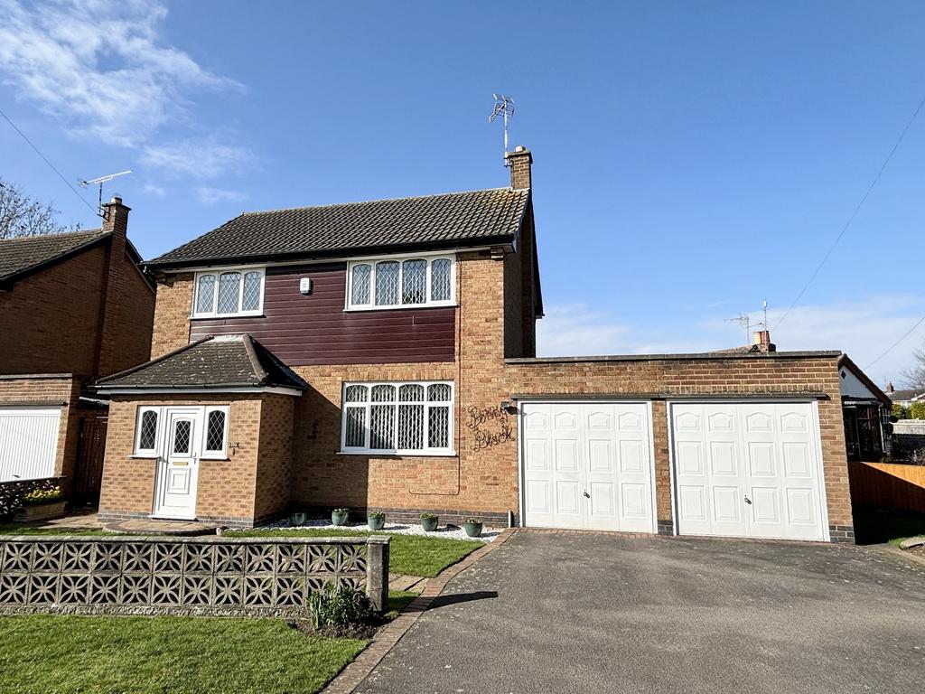 Whetstone, Leicester LE8 3 bed detached house for sale £314,950