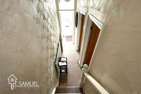 3 bedroom end of terrace house for sale, James Street, Miskin, Mountain Ash