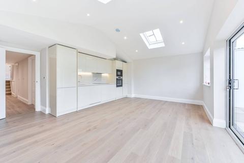 3 bedroom flat for sale, 101 Fernlea Road, London SW12