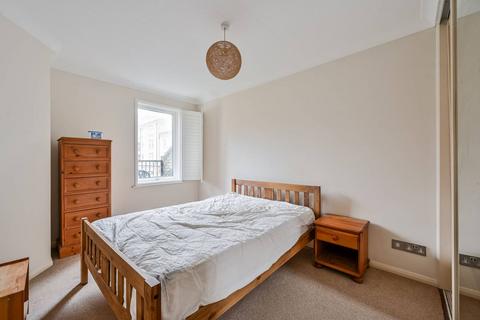 1 bedroom flat for sale, Conant Mews, Aldgate, London, E1