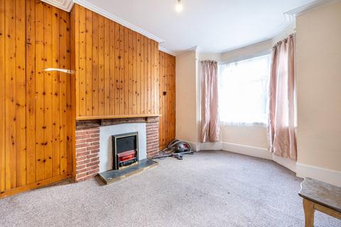 3 bedroom house for sale - Keogh Road, Stratford, London, E15