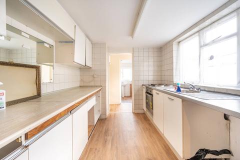 3 bedroom house for sale, Keogh Road, Stratford, London, E15