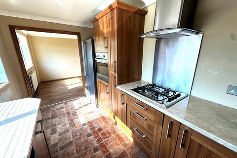 26 Peninsular Close, Feltham, TW14 9SS