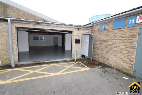 Warehouse to rent, Wickham Business Centre, Littlehampton, West Sussex, BN17