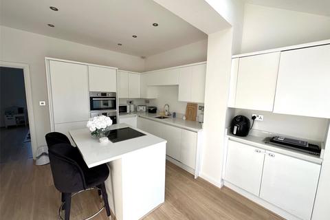 29 Thatch Leach, Chadderton, Oldham, OL9 9QX